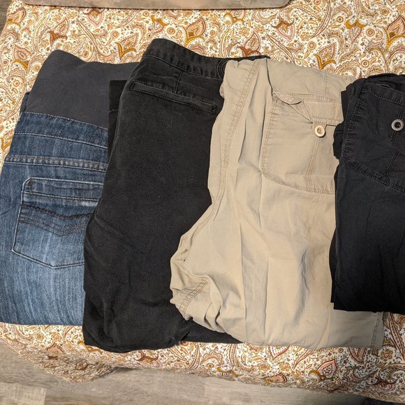 Maternity shorts and capris set - Picture 2 of 7